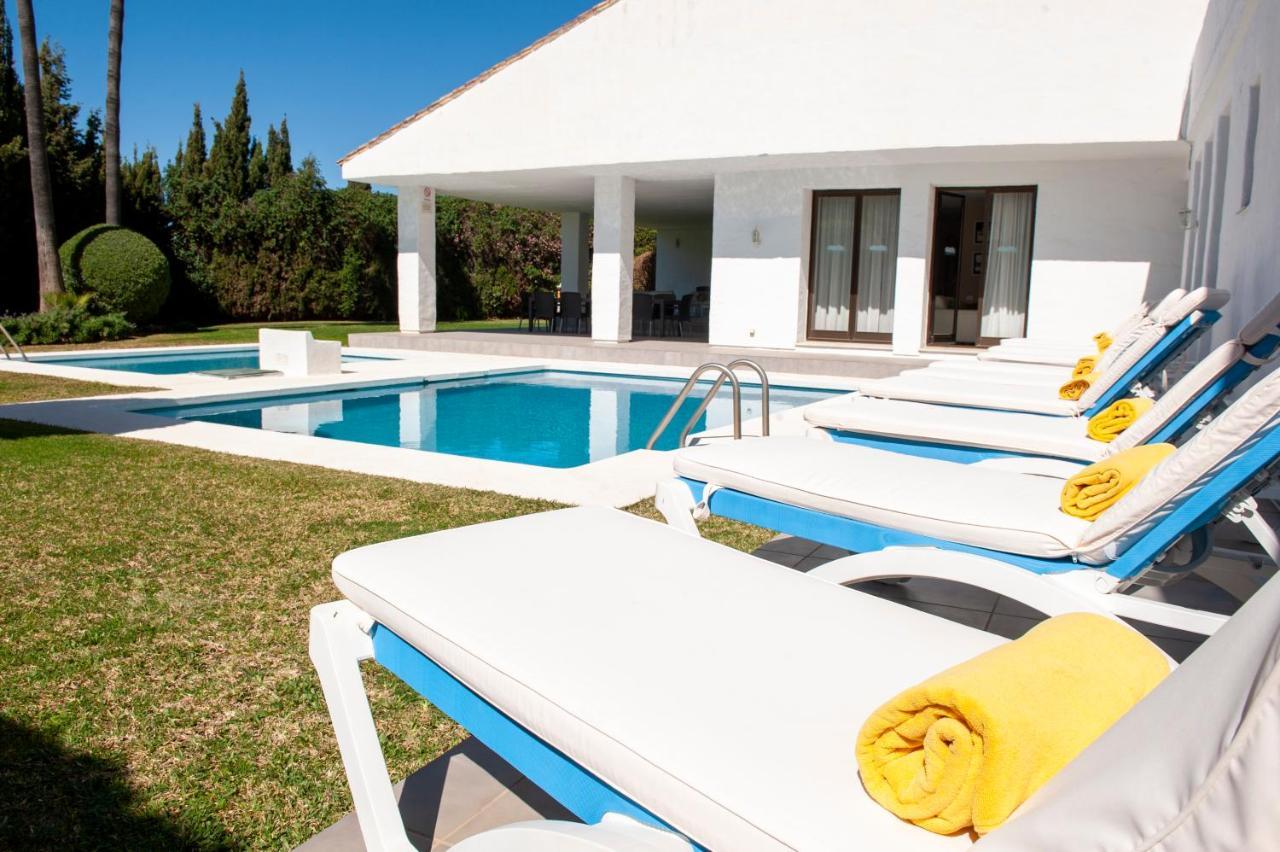 Villa Marina Marbella Exteriör bild